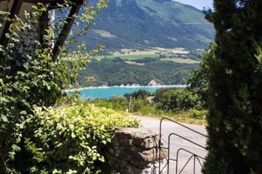 Gite De Charme : La Grange Au Lac Azur Treffort  Eksteriør bilde